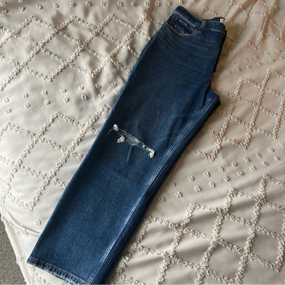 High Rise Mom Jean - Picture 8 of 10